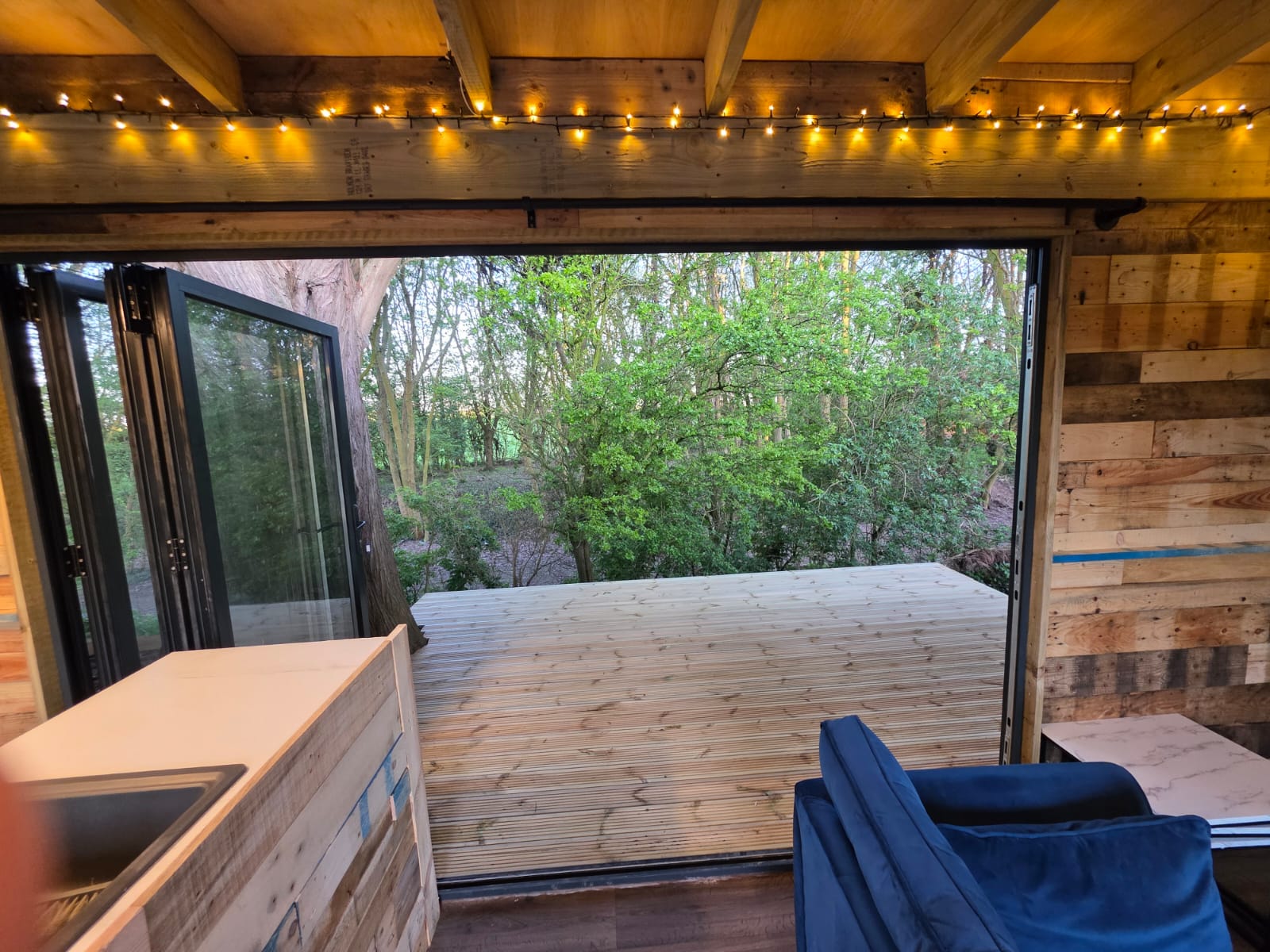 Rear Decking Area